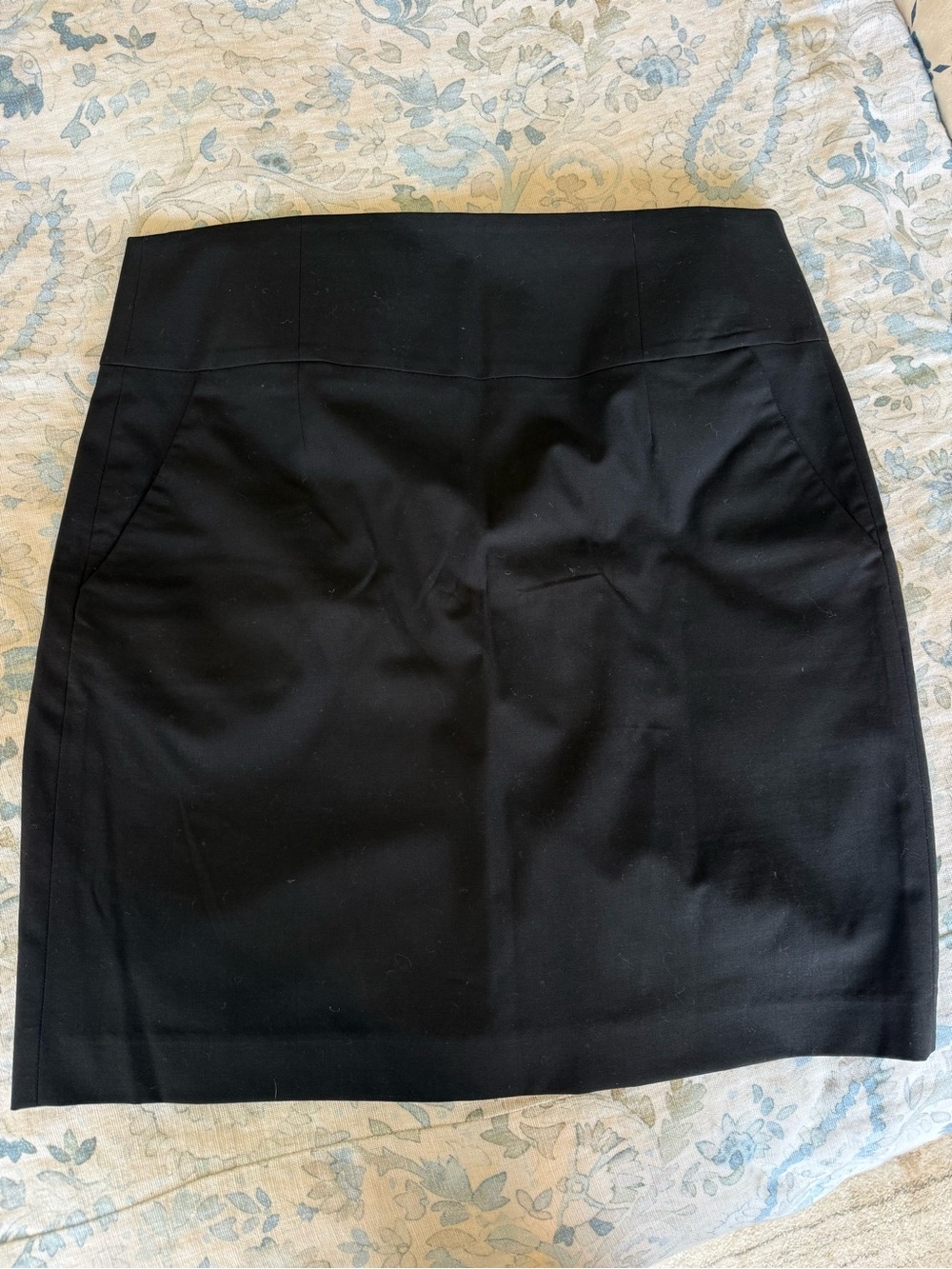 Banana Republic Black Ponte Pencil Skirt Size 14